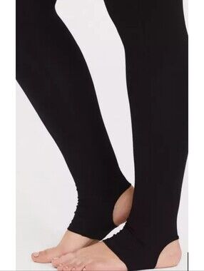 Torrid Full Length Signature Waist Stirrup Leggings Black Size 2X